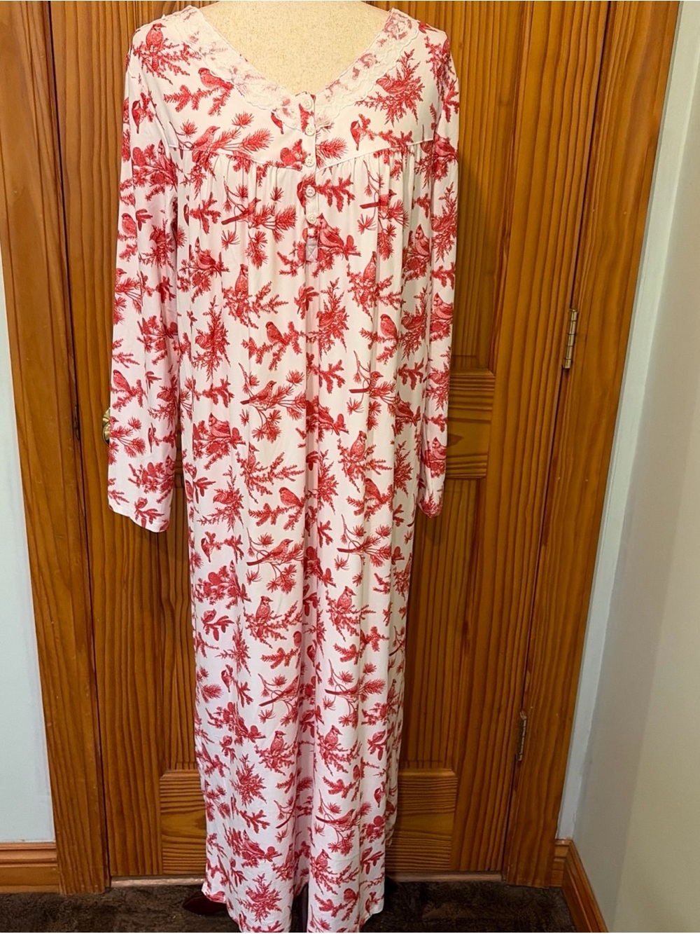 Adonna Red Bird Cardinal Botanical Print Nightgown